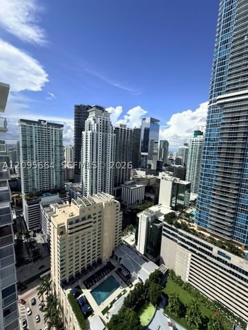 1200 Brickell Bay Dr 4220, Miami, FL 33131
