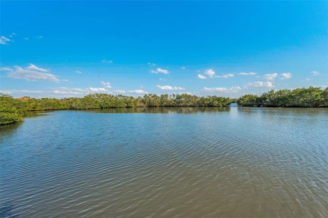 7194 KEY HAVEN ROAD 505, Seminole, FL 33777