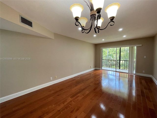 7900 S Colony Cir S 204, Tamarac, FL 33321