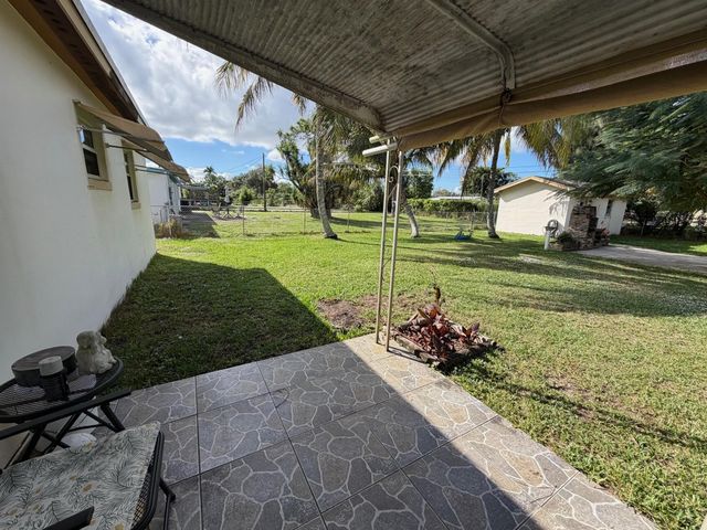 813 Burch Drive, West Palm Beach, FL 33415