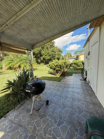 813 Burch Drive, West Palm Beach, FL 33415