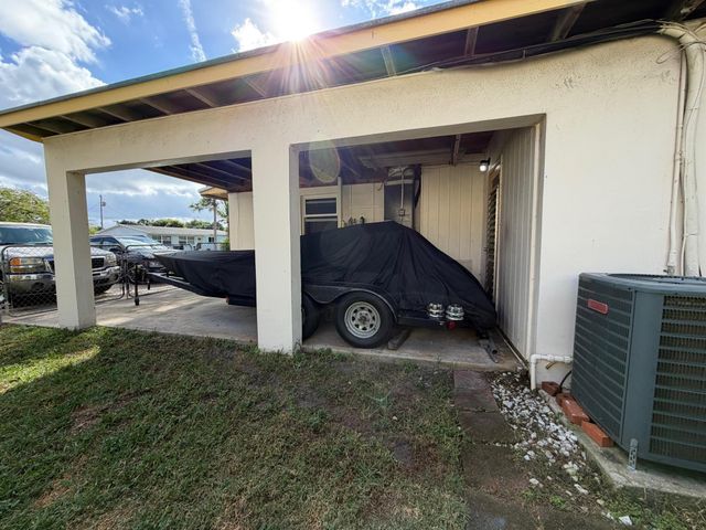 813 Burch Drive, West Palm Beach, FL 33415