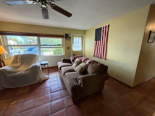 813 Burch Drive, West Palm Beach, FL 33415