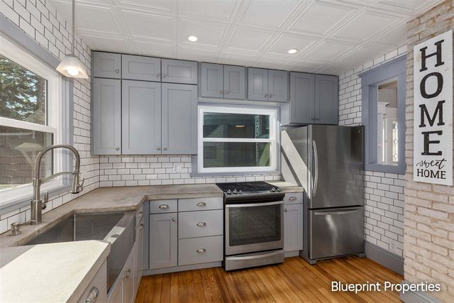 38 Benjamin Avenue, Grand Rapids, MI 49503