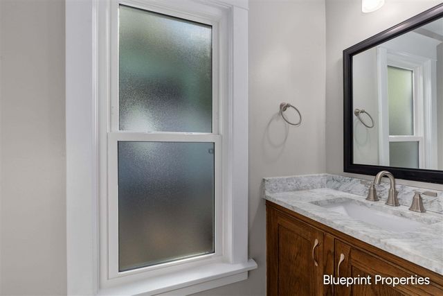 38 Benjamin Avenue, Grand Rapids, MI 49503