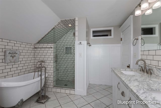 38 Benjamin Avenue, Grand Rapids, MI 49503