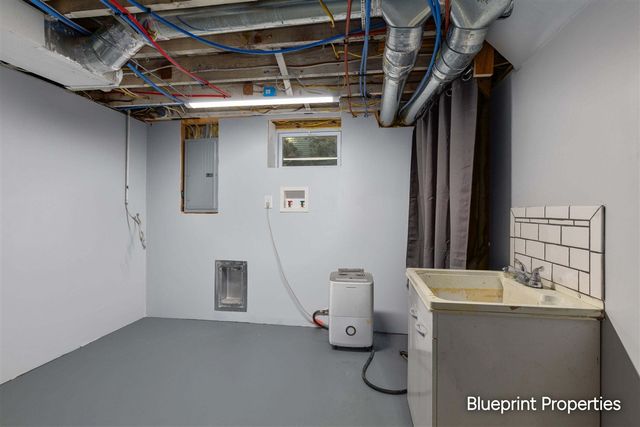 38 Benjamin Avenue, Grand Rapids, MI 49503
