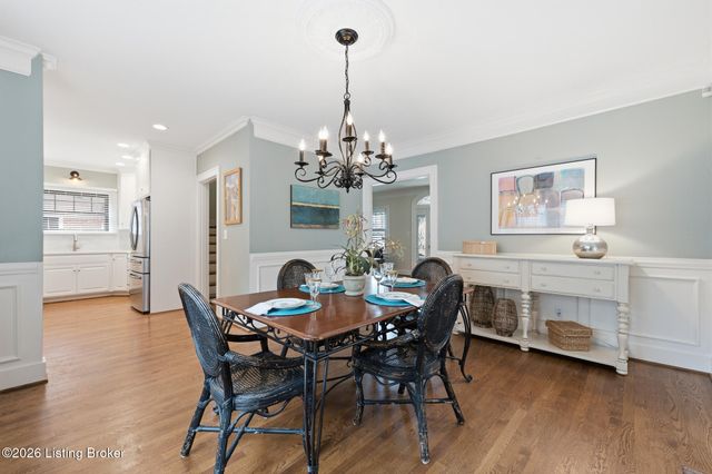 2435 Broadmeade Rd, Seneca Gardens, KY 40205