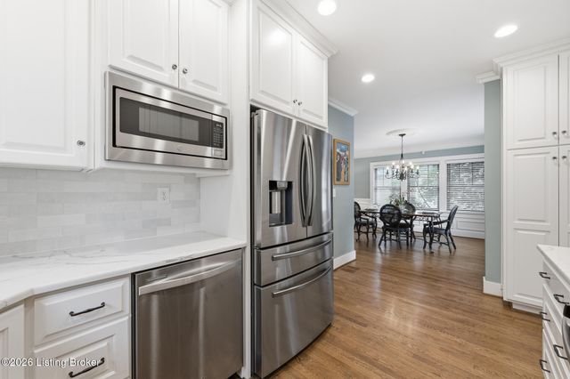 2435 Broadmeade Rd, Seneca Gardens, KY 40205