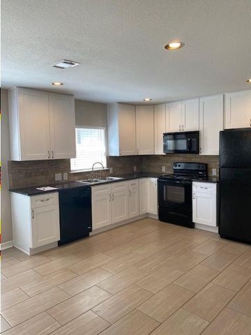 13323 Villa Park DR, Austin, TX 78729