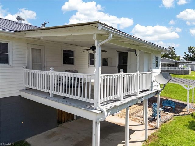 268 Smith Lane, Mount Airy, NC 27030