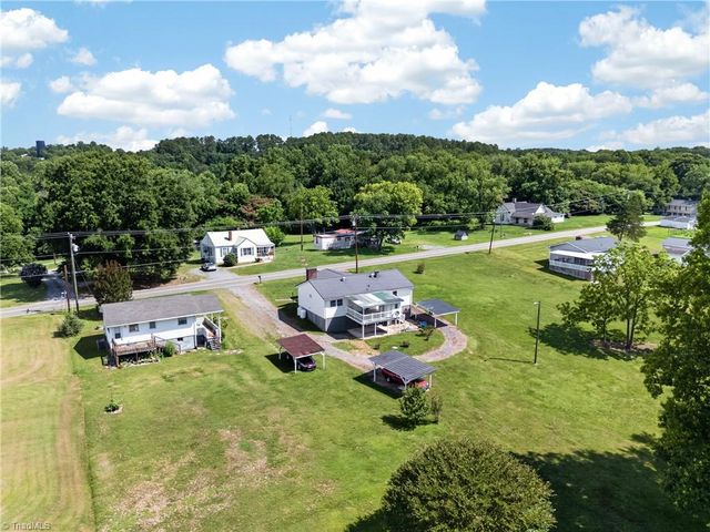 268 Smith Lane, Mount Airy, NC 27030