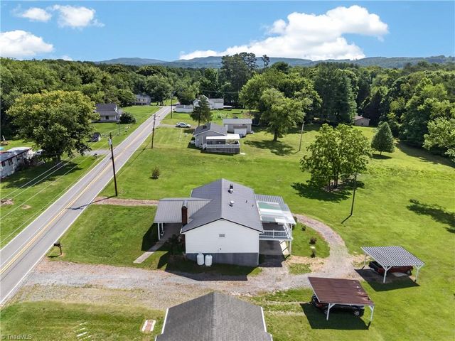 268 Smith Lane, Mount Airy, NC 27030