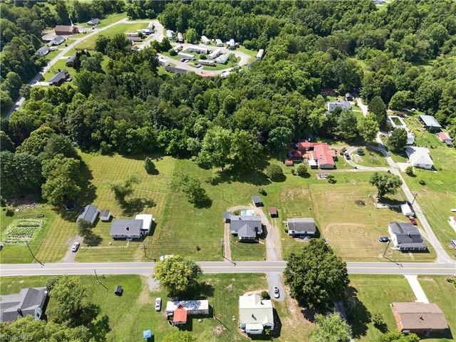 268 Smith Lane, Mount Airy, NC 27030