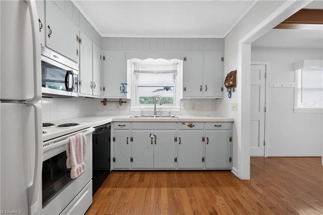 268 Smith Lane, Mount Airy, NC 27030