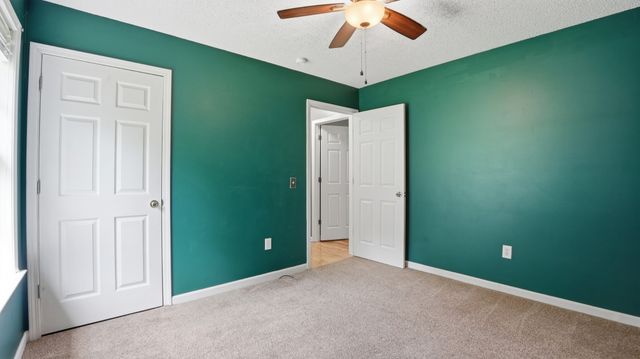 74 Dogwood Ct, Tullahoma, TN 37388