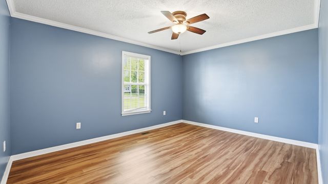 74 Dogwood Ct, Tullahoma, TN 37388