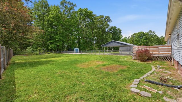 74 Dogwood Ct, Tullahoma, TN 37388