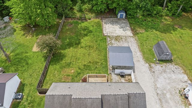 74 Dogwood Ct, Tullahoma, TN 37388