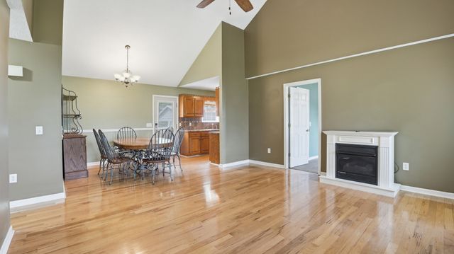 74 Dogwood Ct, Tullahoma, TN 37388