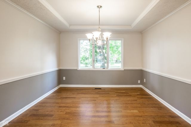 1030 Maxwell Lane, Zionsville, IN 46077