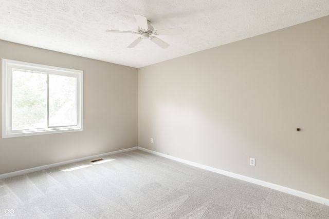 1030 Maxwell Lane, Zionsville, IN 46077