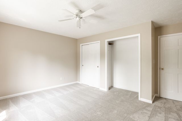 1030 Maxwell Lane, Zionsville, IN 46077