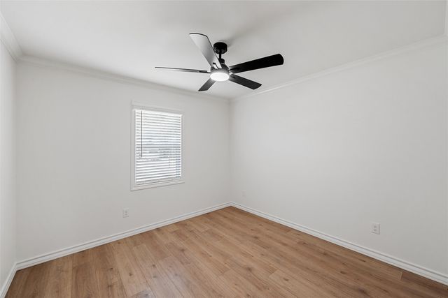 611 N Rita Street, Lacy Lakeview, TX 76705