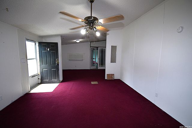 517 CORLEY DR, Devine, TX 78016