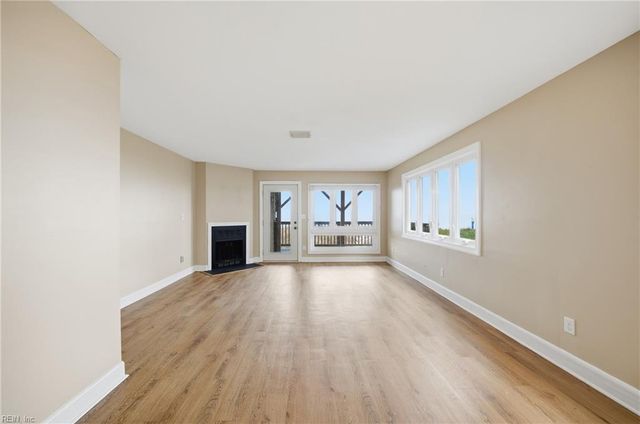 1874 E Ocean View Ave Apt B, Norfolk, VA 23503