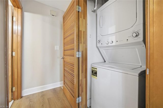 1874 E Ocean View Ave Apt B, Norfolk, VA 23503