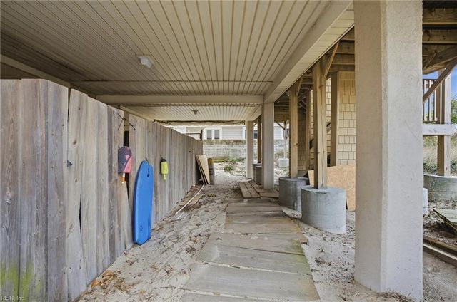 1874 E Ocean View Ave Apt B, Norfolk, VA 23503