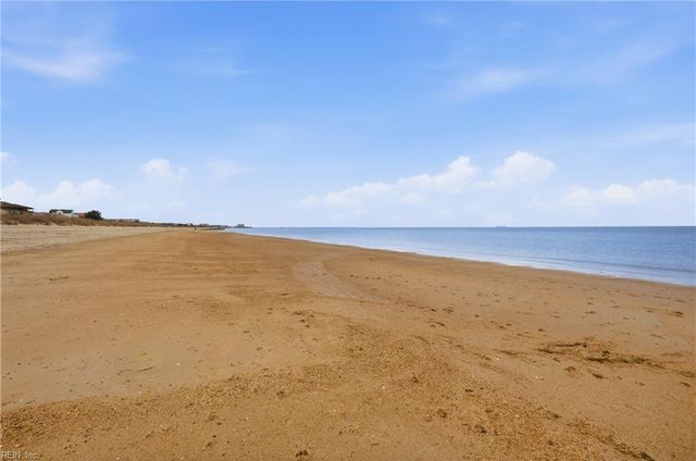 1874 E Ocean View Ave Apt B, Norfolk, VA 23503