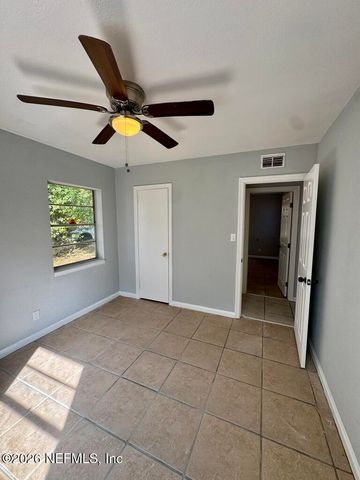 5150 PENNANT Court, Jacksonville, FL 32244