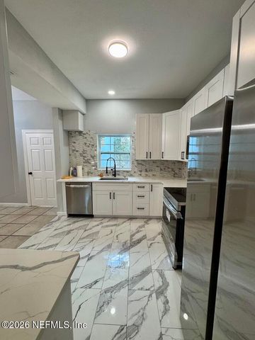 5150 PENNANT Court, Jacksonville, FL 32244