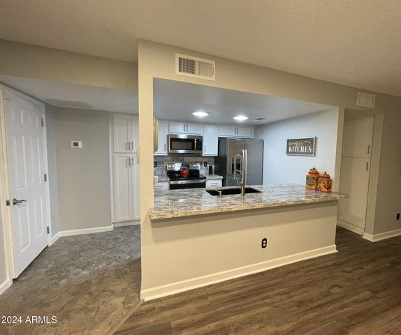 7811 E PARK VIEW Drive, Mesa, AZ 85208
