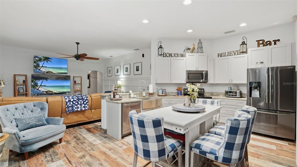 Image 13 of property listing at 4845 TURTLE BAY TERRACE, Bradenton, FL 34203