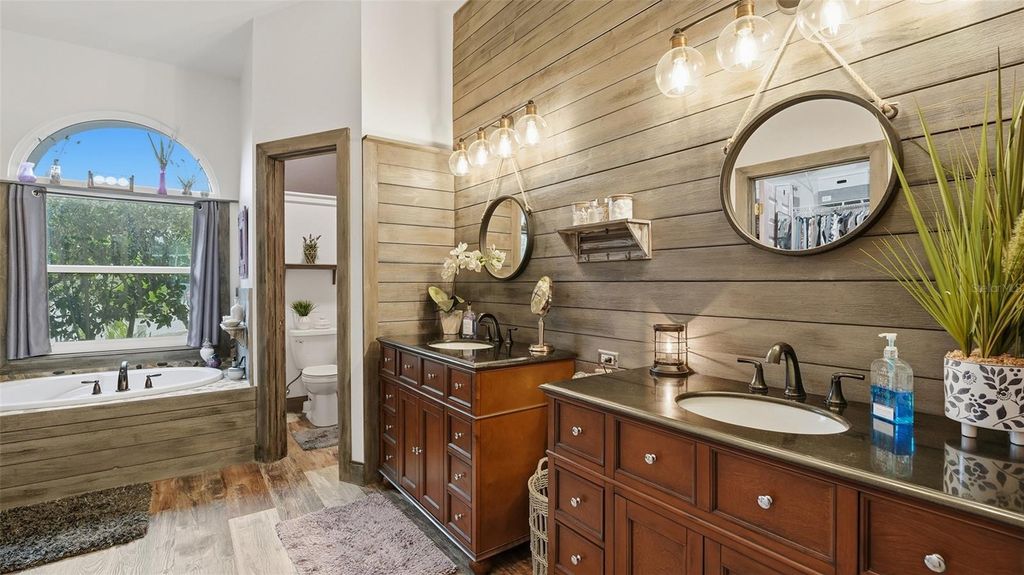 Image 21 of property listing at 4845 TURTLE BAY TERRACE, Bradenton, FL 34203