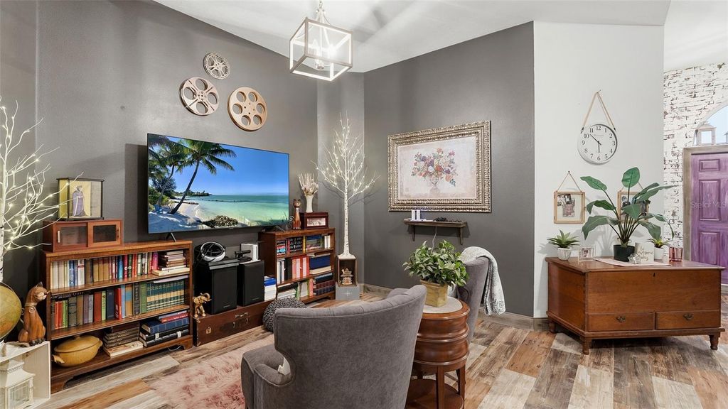 Image 10 of property listing at 4845 TURTLE BAY TERRACE, Bradenton, FL 34203