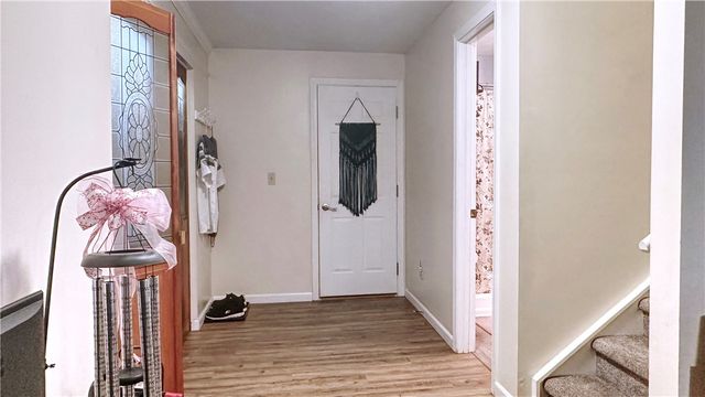 440 Chapeldale Dr, Upper Burrell, PA 15613