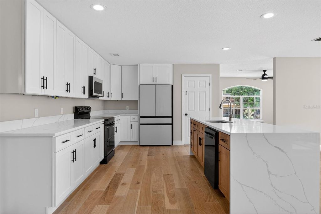 Image 22 of property listing at 1002 OAKDALE STREET, Windermere, FL 34786