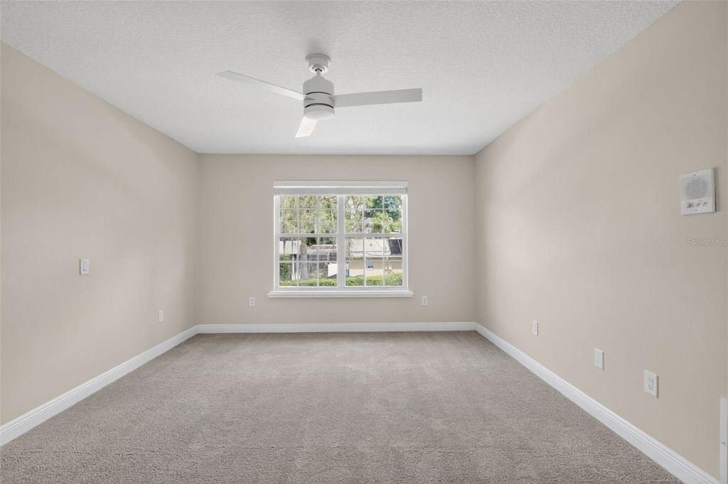 Image 41 of property listing at 1002 OAKDALE STREET, Windermere, FL 34786