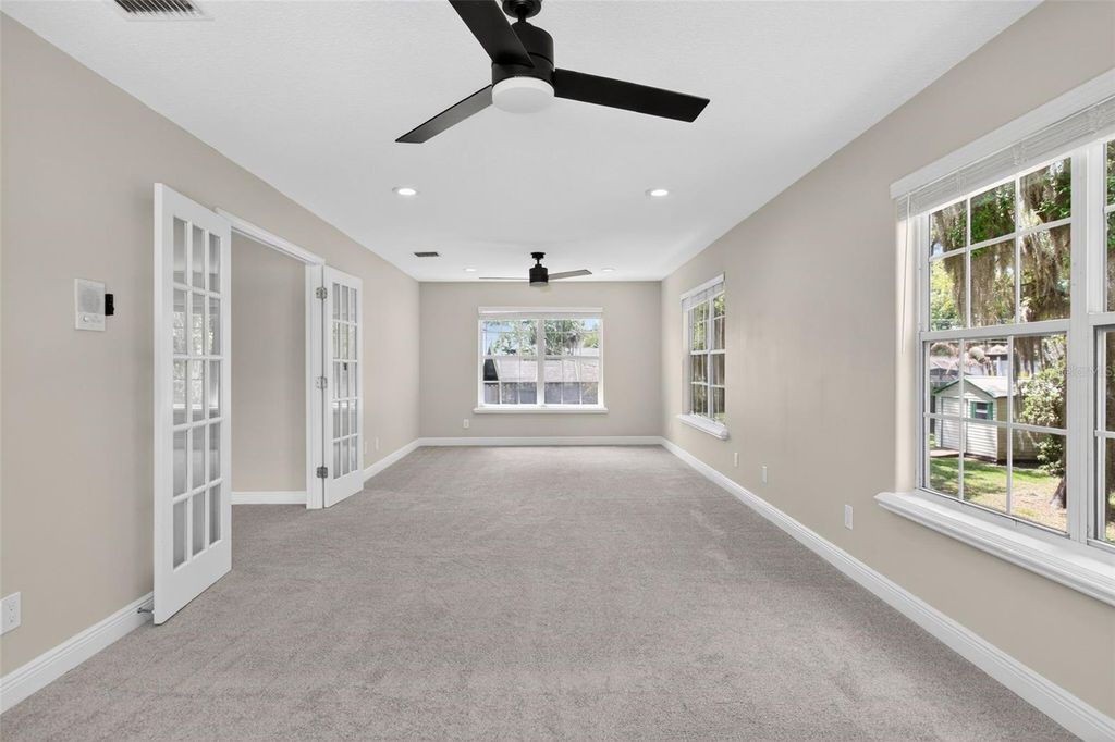Image 42 of property listing at 1002 OAKDALE STREET, Windermere, FL 34786