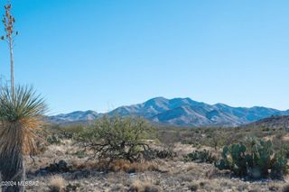 2981 Sahuarita Road # 16, Vail, AZ 85641