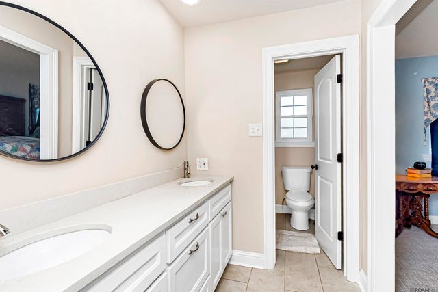 10859 Cal Rd, Baton Rouge, LA 70809