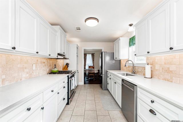 10859 Cal Rd, Baton Rouge, LA 70809