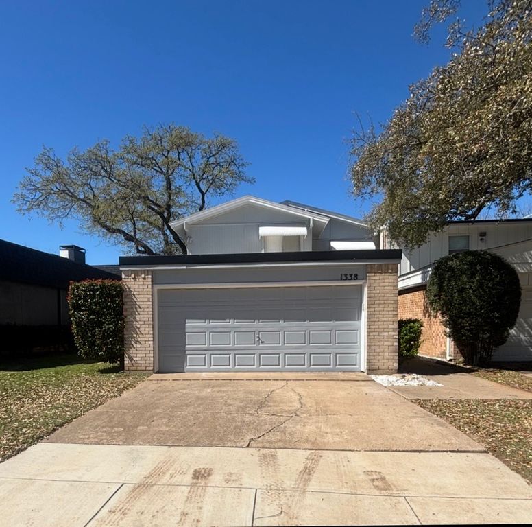 1338 El Camino Real, Euless, TX 76040