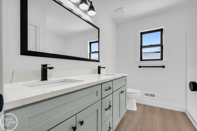 252 Shelldrake Lane, Saint Clair, MI 48079