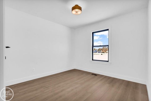 252 Shelldrake Lane, Saint Clair, MI 48079