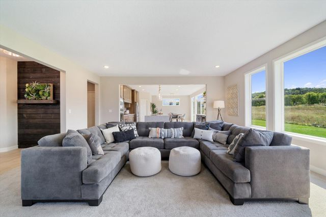 7554 Waverly Avenue, Shakopee, MN 55379